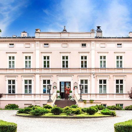 Palac Bialokosz Hotel ภายนอก รูปภาพ